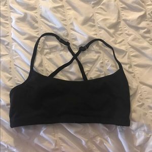 black lululemon bra
